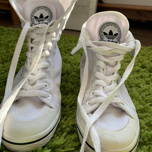 Adidas high top sneakers ladies 9 - Picture 1 of 11